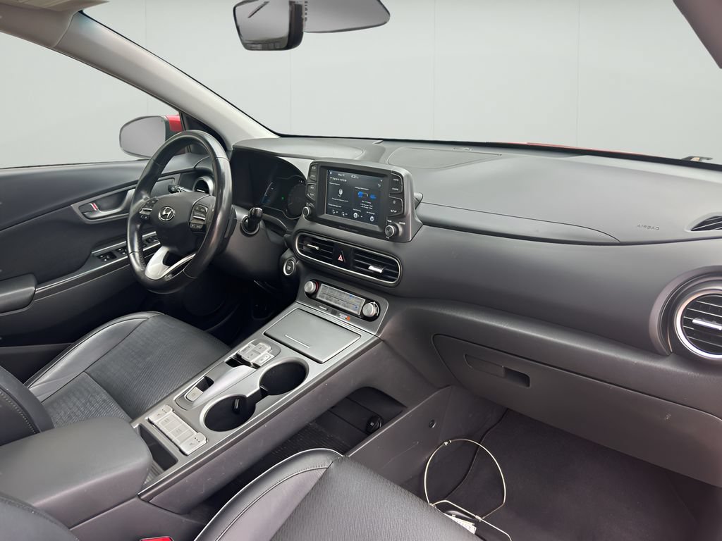 Used 2021 Hyundai Kona Limited w/ Cargo Package FWD image 19