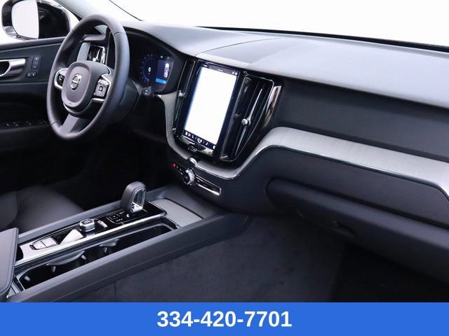 New 2025 Volvo XC60 B5 Plus w/ Protection Package Premier image 17