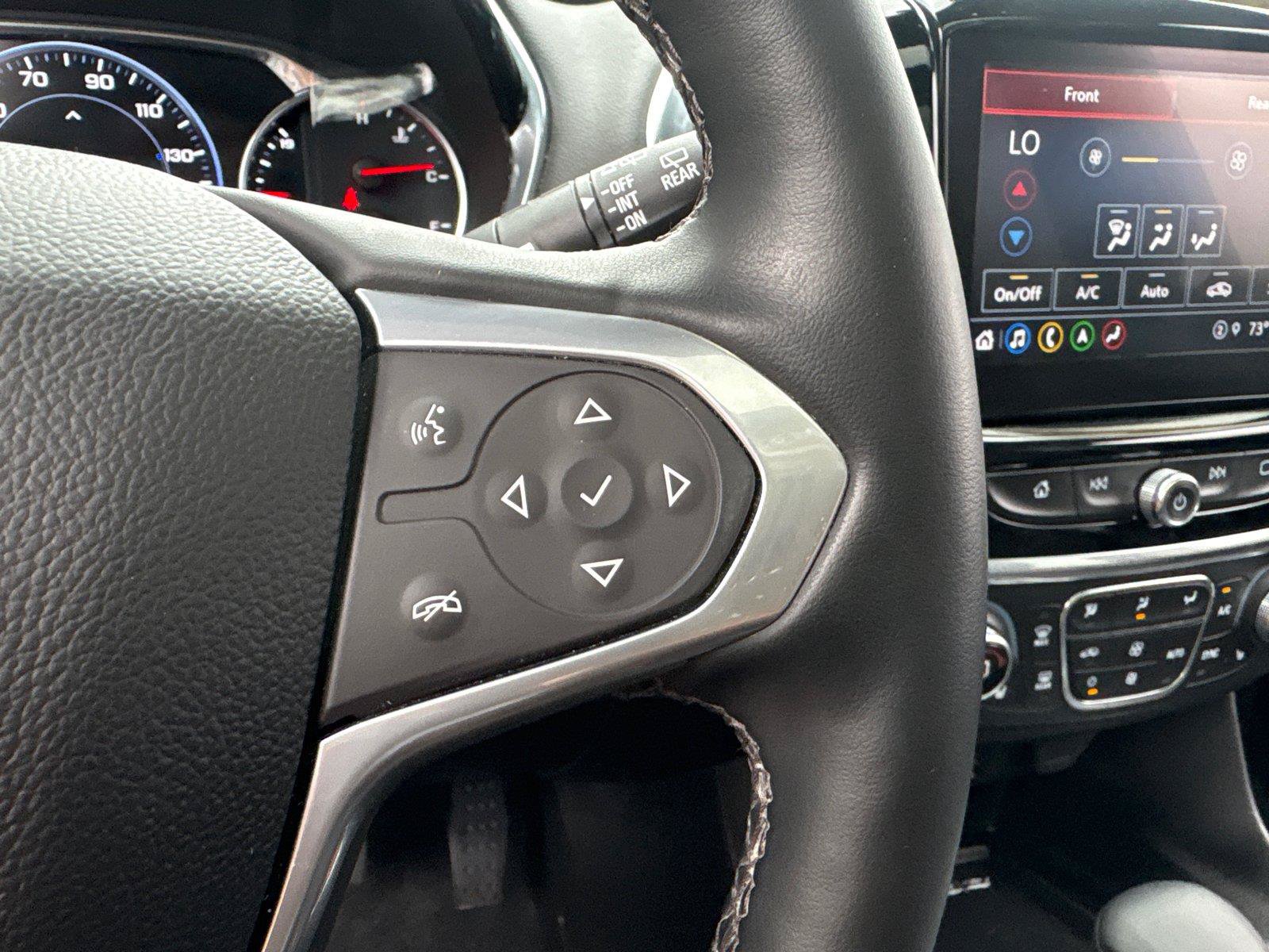 Used 2023 Chevrolet Traverse Premier AWD/4WD image 25