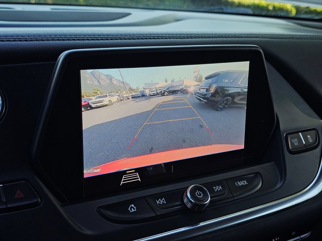 Used 2020 Chevrolet Blazer LT FWD image 32