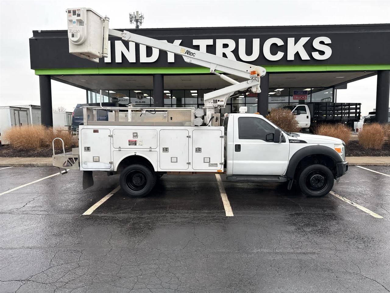 Used 2012 Ford F450 XL image 2