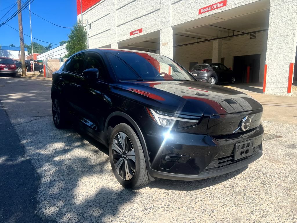 Certified 2023 Volvo C40 P8 Recharge Plus w/ Protection Package Premier AWD/4WD image 3