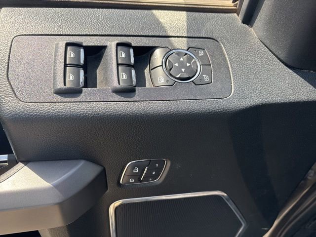 Used 2019 Ford F150 Platinum w/ Equipment Group 701A Luxury image 24