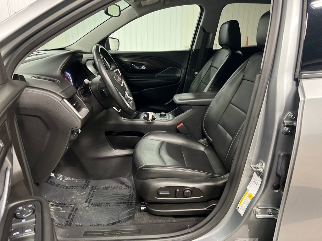 Certified 2024 GMC Terrain SLT image 13