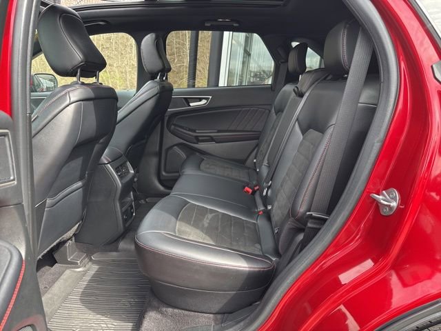 Used 2023 Ford Edge ST-Line image 21