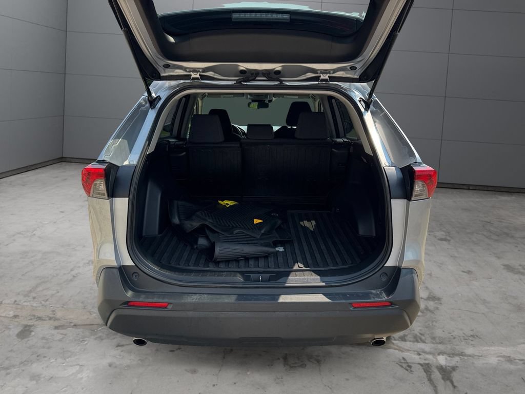 Certified 2019 Toyota RAV4 LE w/ All Weather Liner Package AWD/4WD image 19