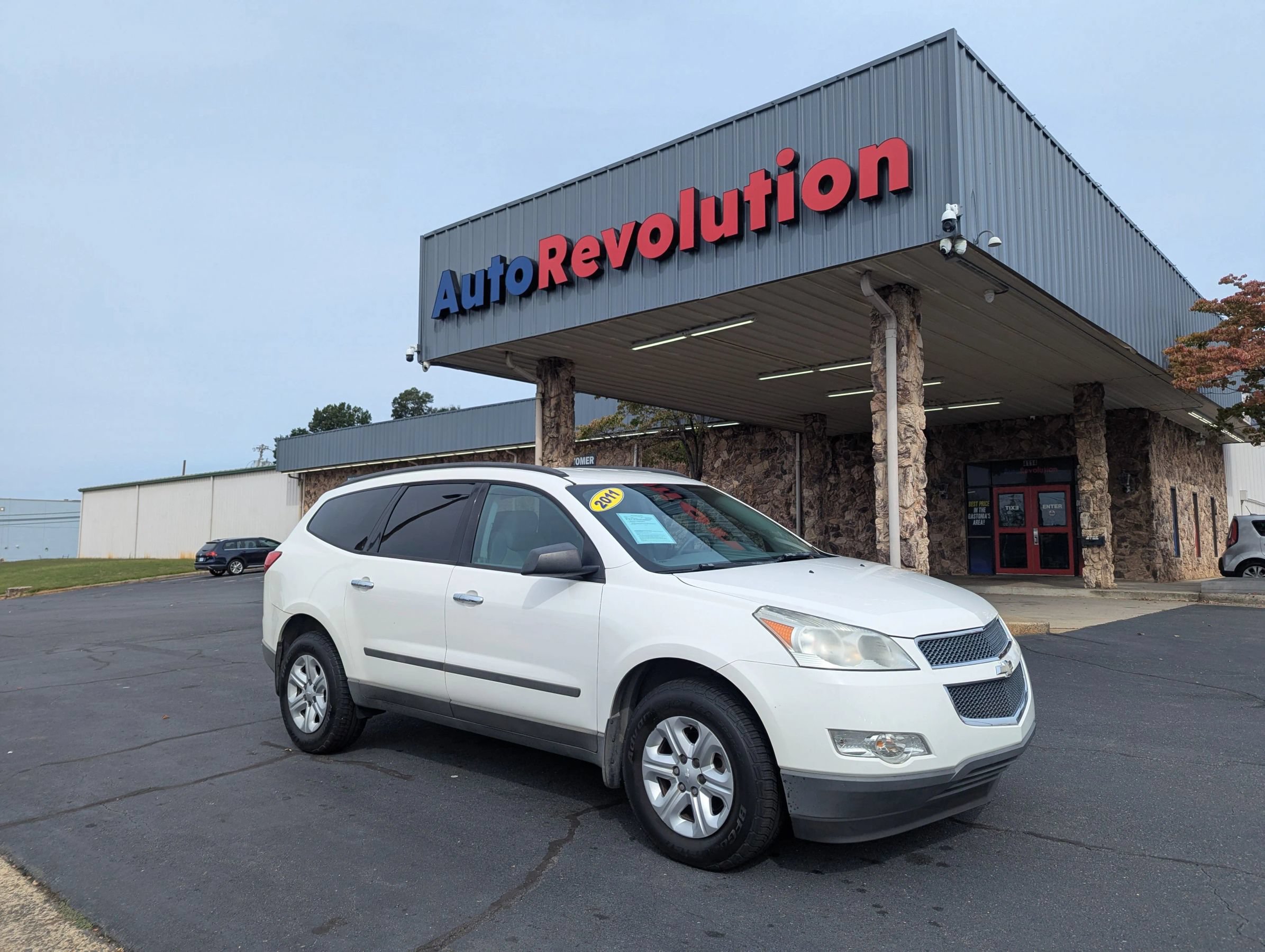 Used 2011 Chevrolet Traverse LS