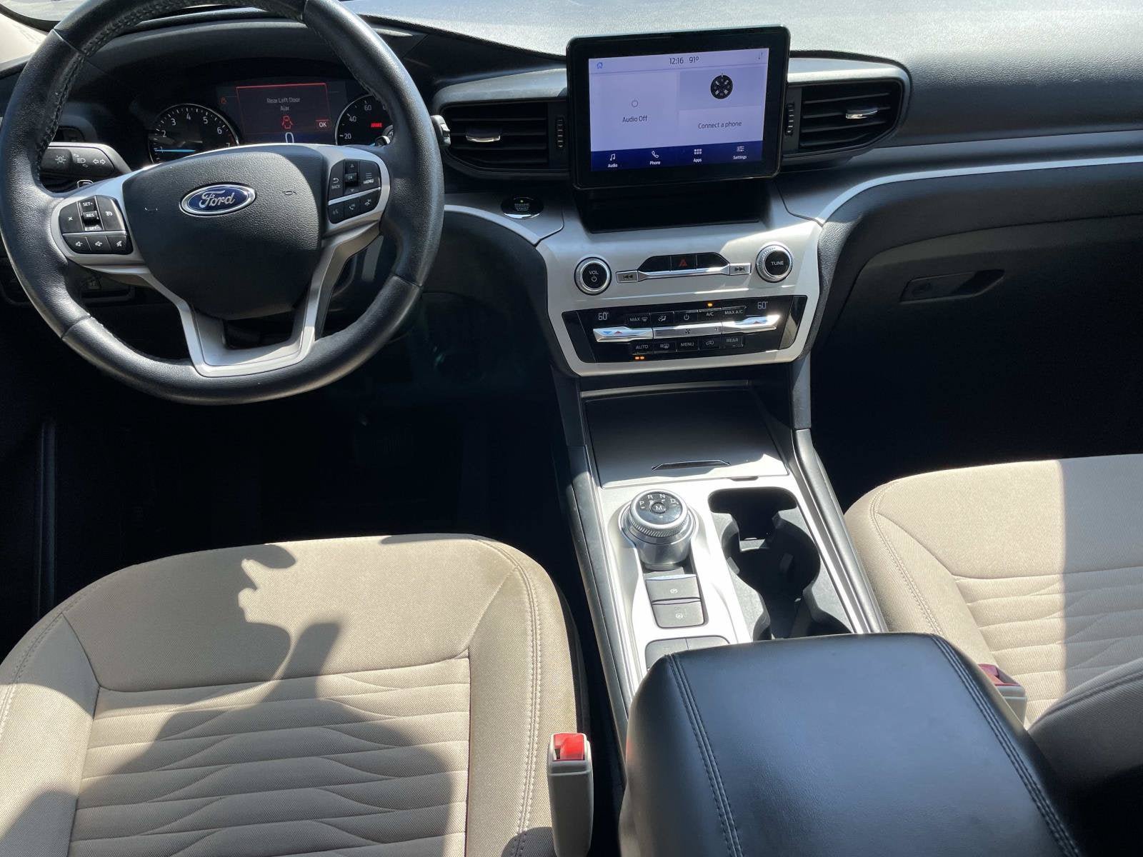 Used 2020 Ford Explorer XLT RWD image 13
