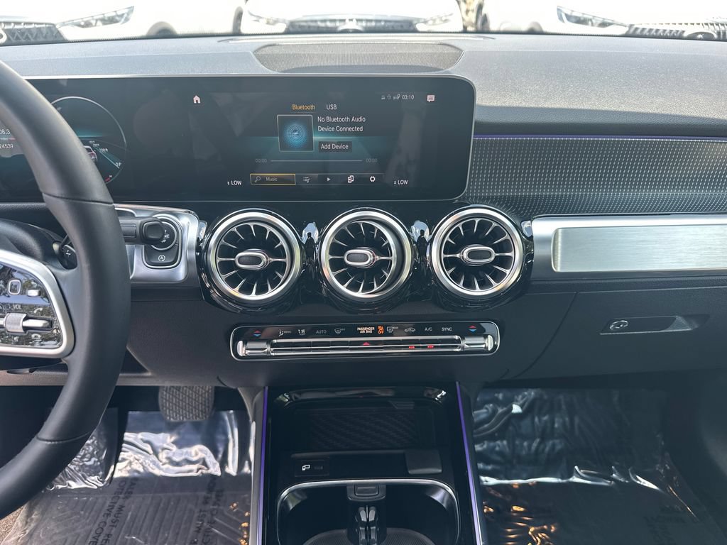 Used 2021 Mercedes-Benz GLB 250 4MATIC image 26