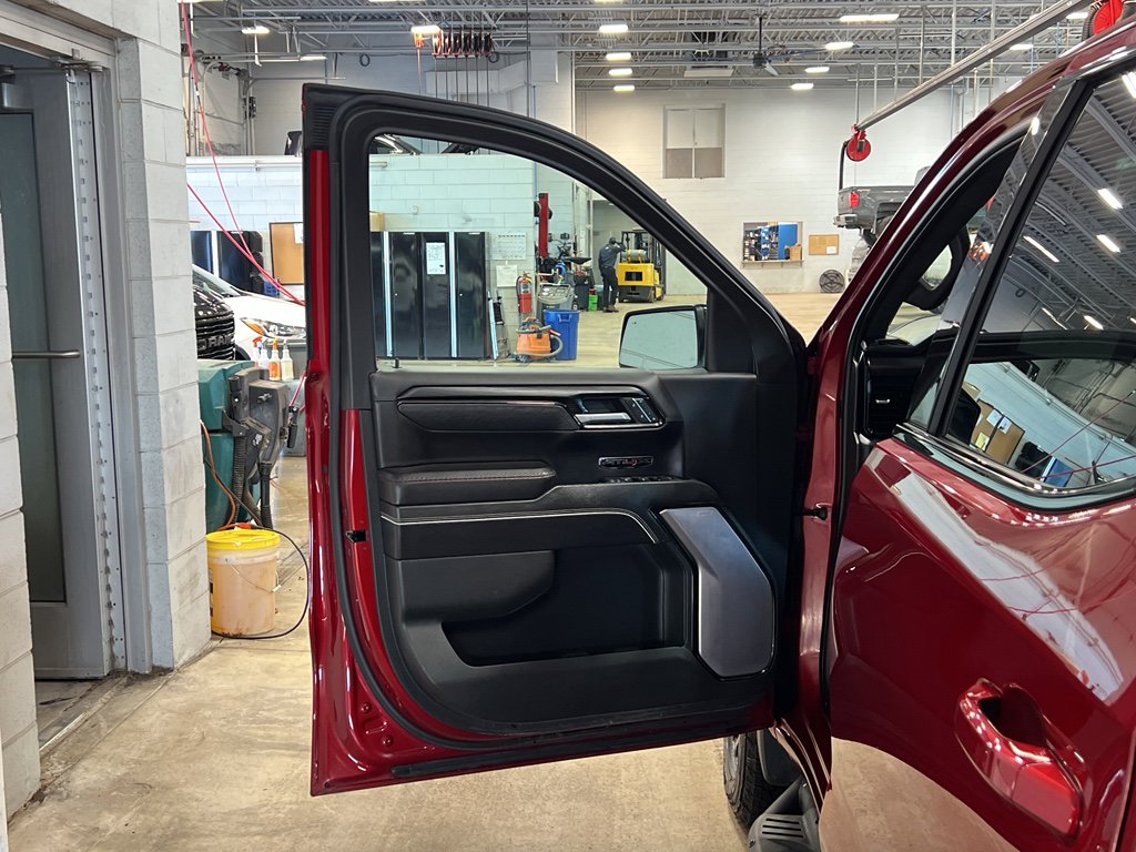 Used 2022 GMC Sierra 1500 AT4X image 10