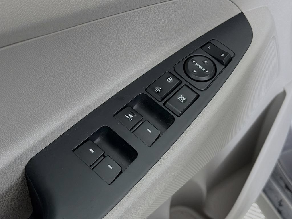 Used 2020 Hyundai Tucson Value FWD image 20