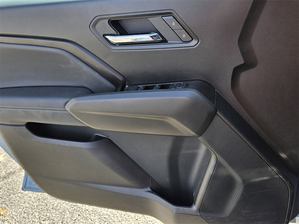 New 2025 Chevrolet Colorado LT w/ LT Convenience Package image 26