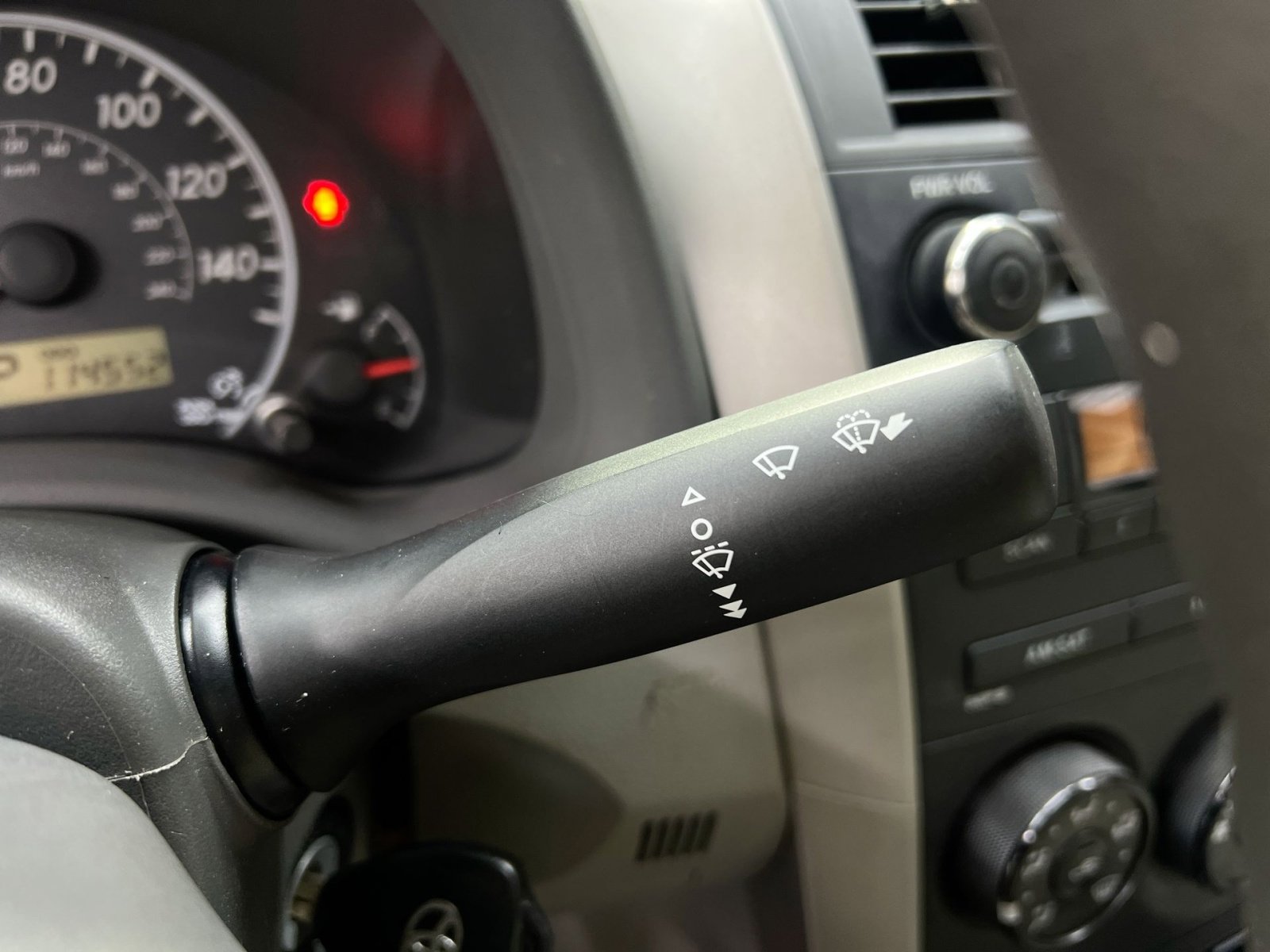 Used 2010 Toyota Corolla LE image 29