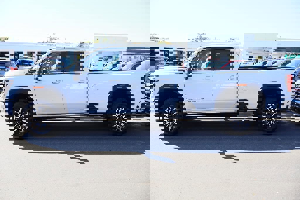 New 2026 GMC Sierra 3500 Denali Ultimate image 3