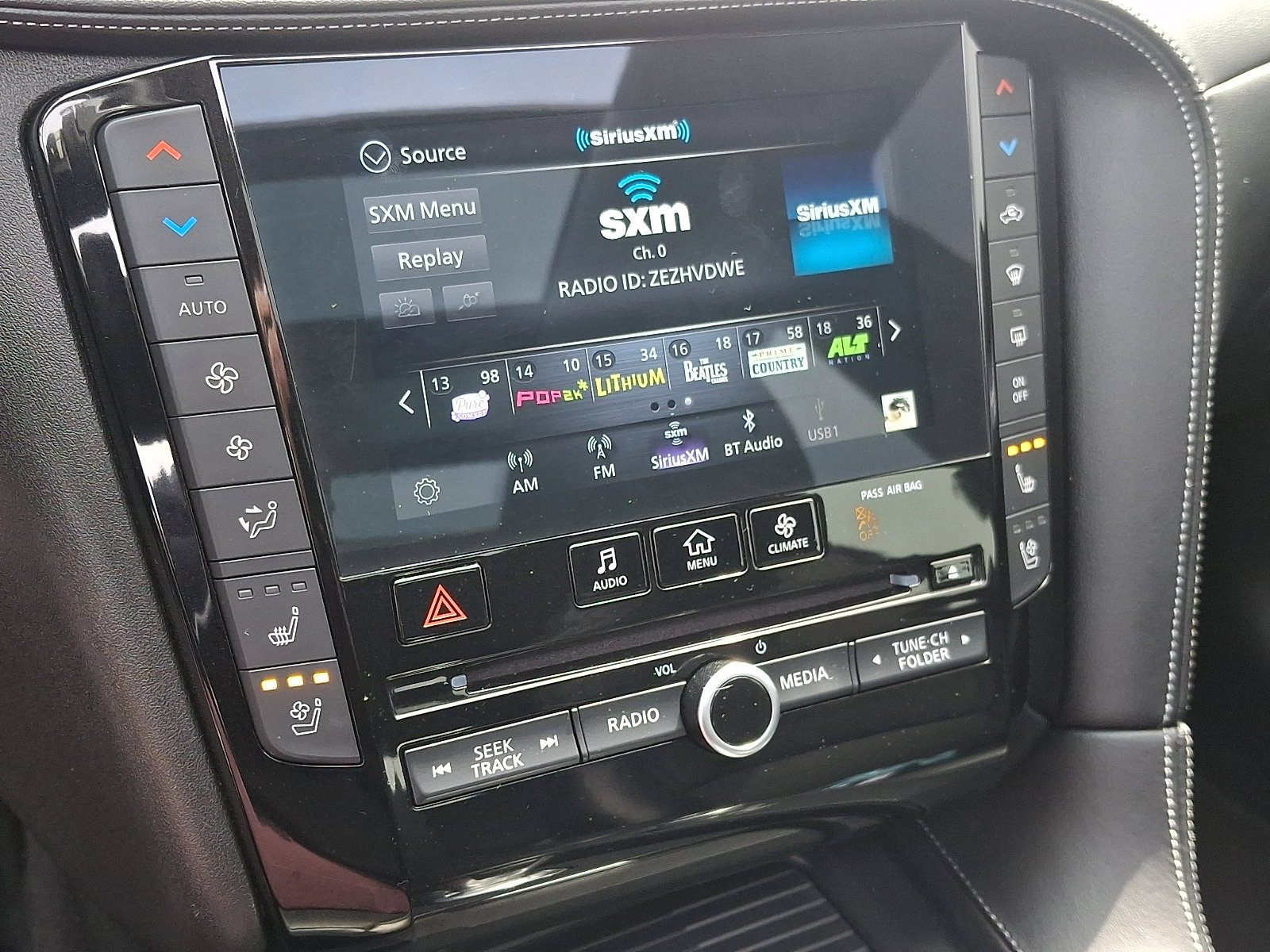Used 2022 INFINITI QX50 Essential AWD/4WD image 16