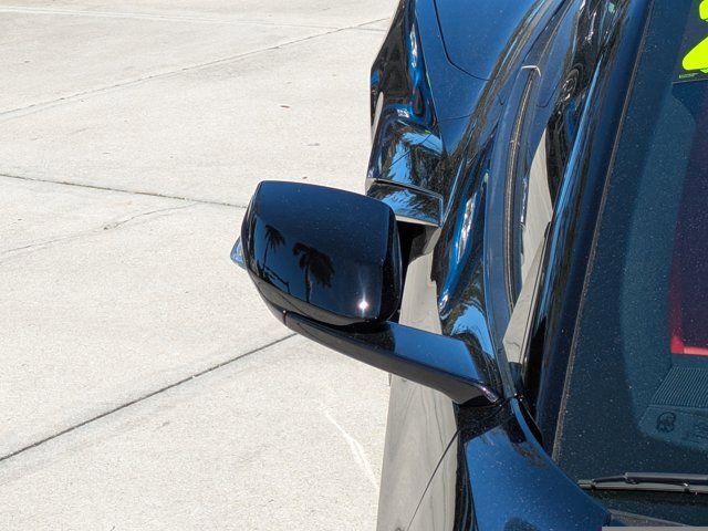 Used 2023 Chevrolet Corvette Stingray Preferred Cpe w/ Z51 Performance Package image 10