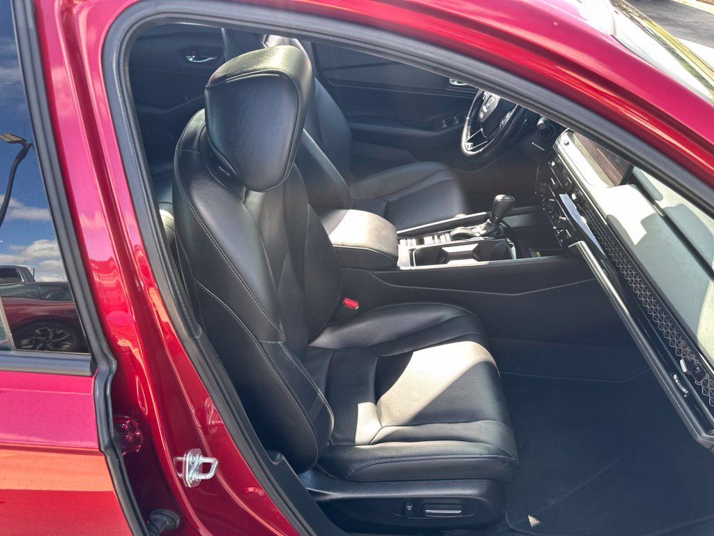 Used 2025 Honda Accord Sport image 34