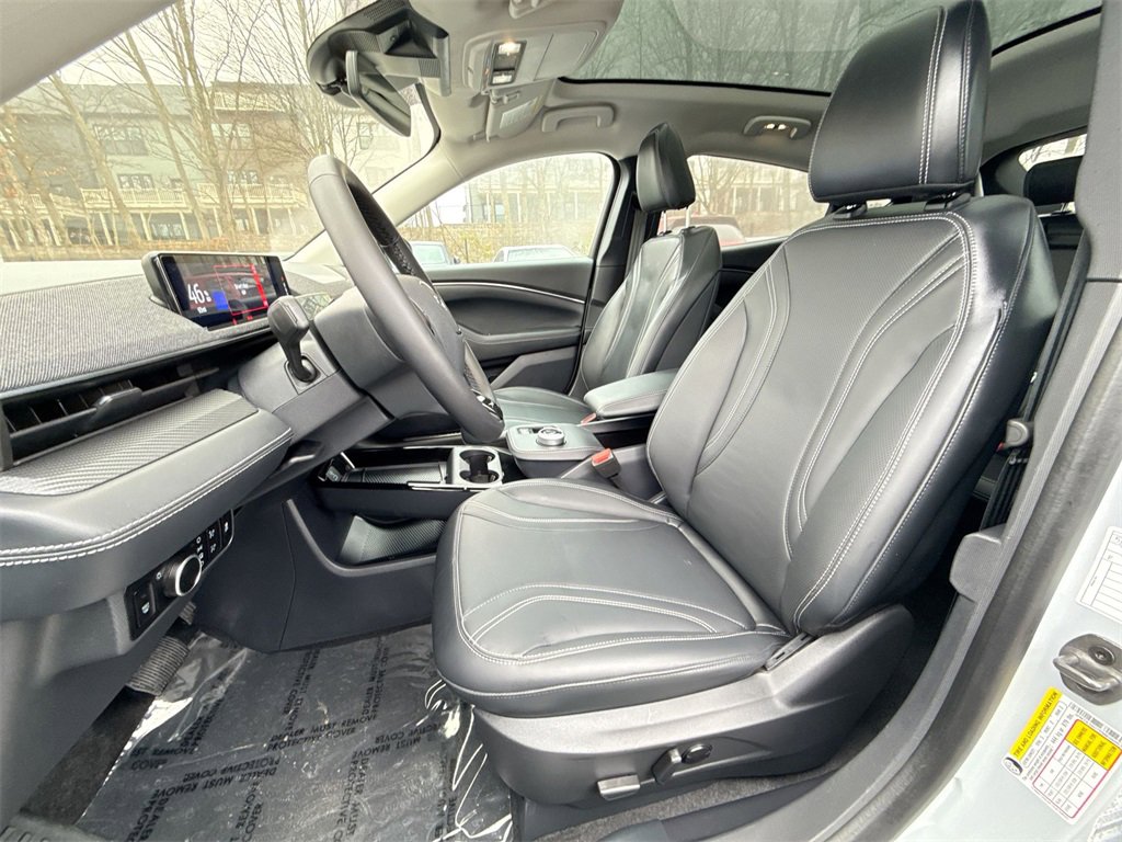 Used 2023 Ford Mustang Mach-E Premium image 13
