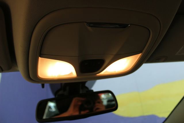Used 2016 Chrysler 200 LX FWD image 19