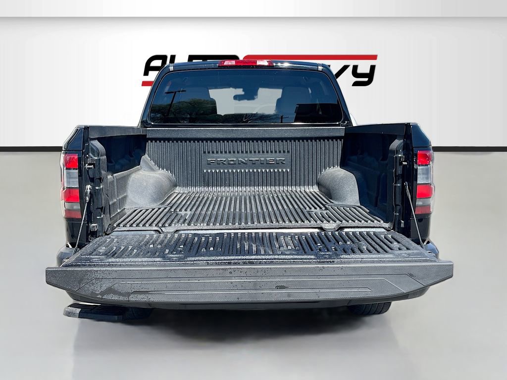 Used 2023 Nissan Frontier S w/ Technology Package image 23