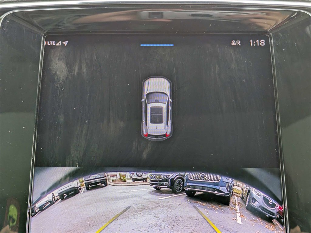 Used 2023 Volvo XC40 B5 Ultimate image 26