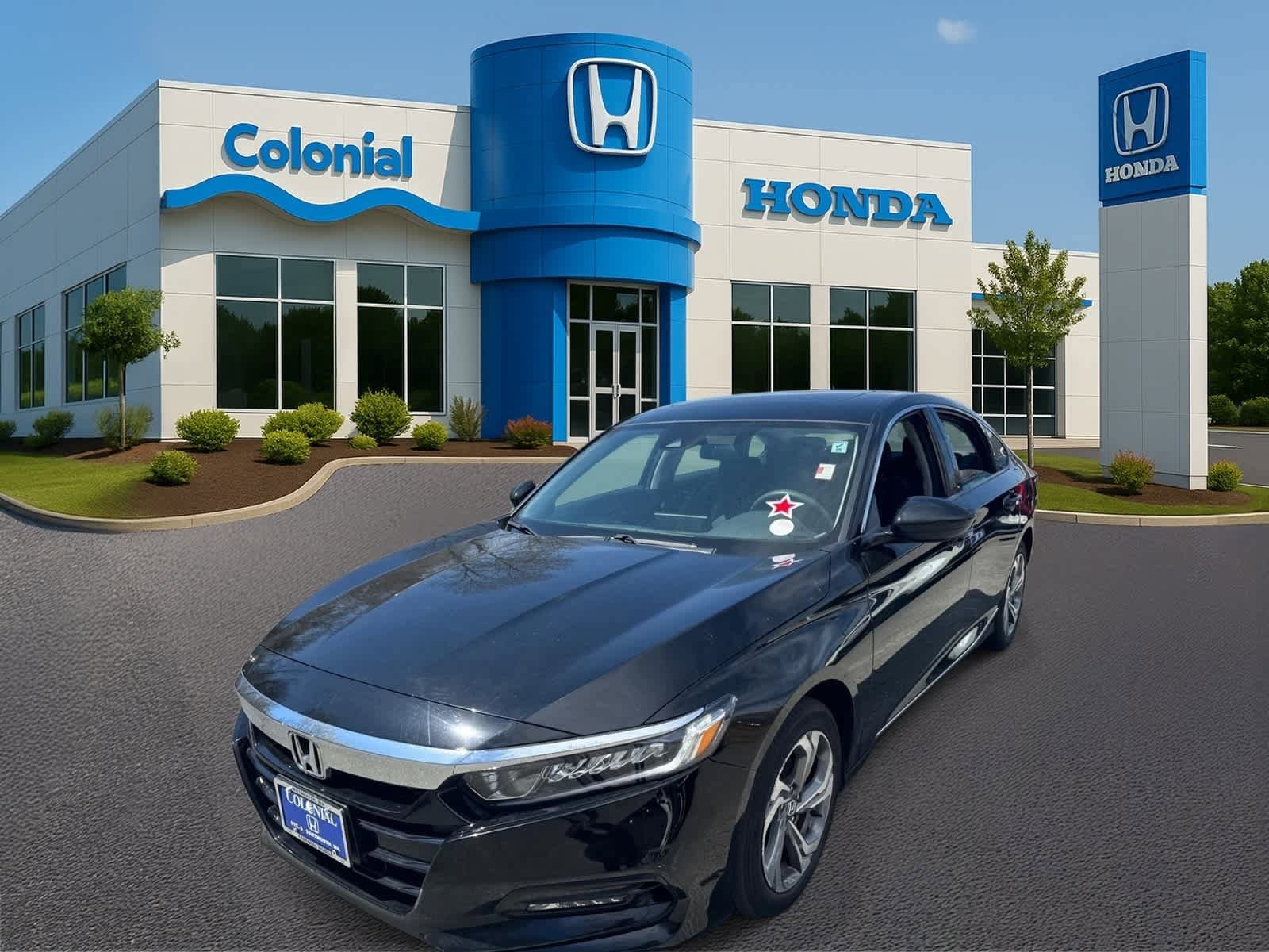 Used 2020 Honda Accord EX image 2