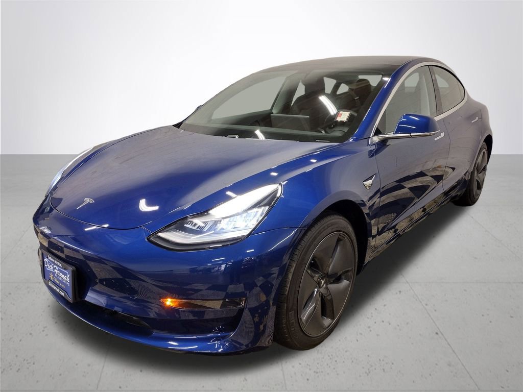 Used 2019 Tesla Model 3 image 2