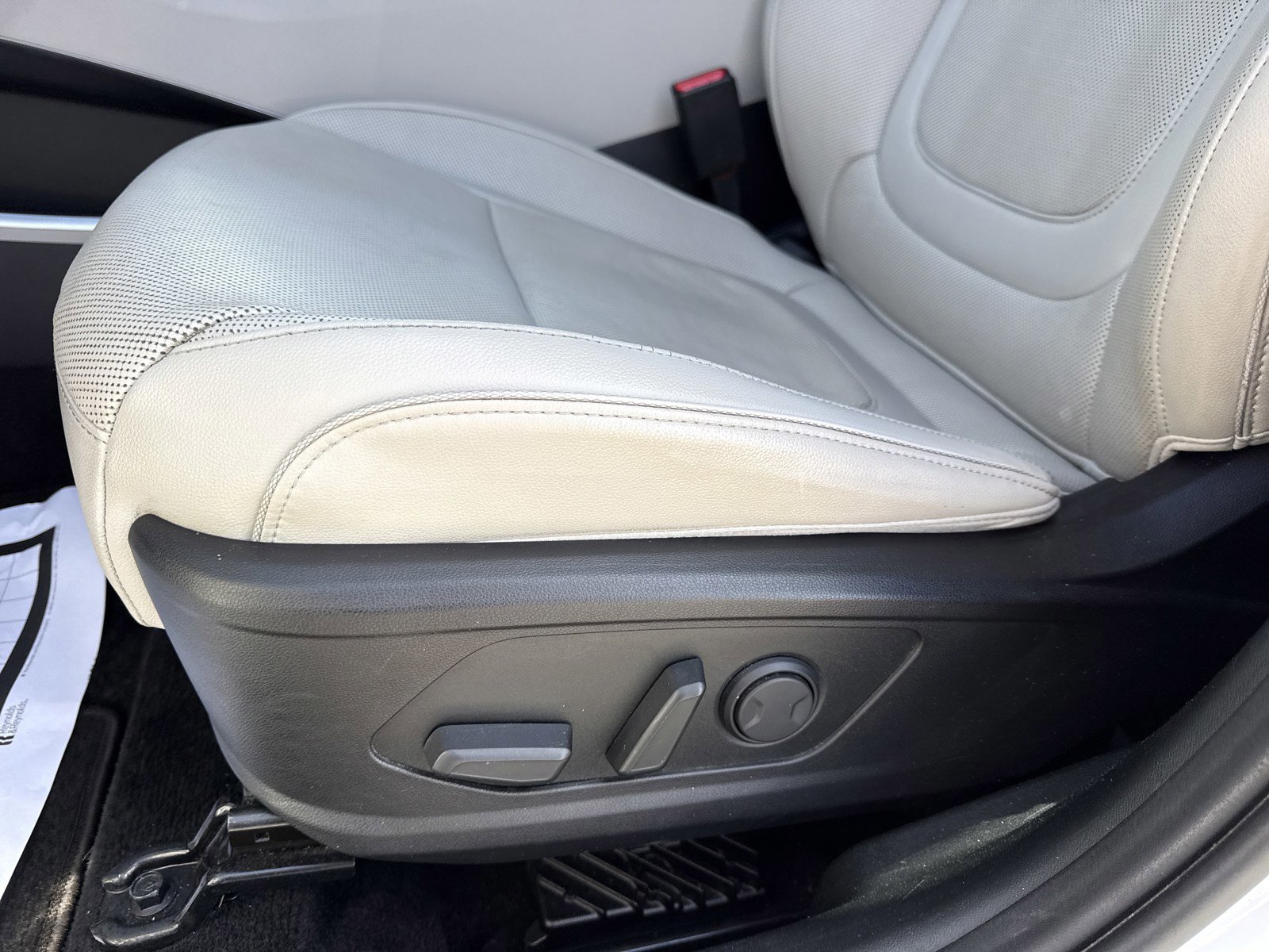 Used 2022 Hyundai Tucson Limited image 12