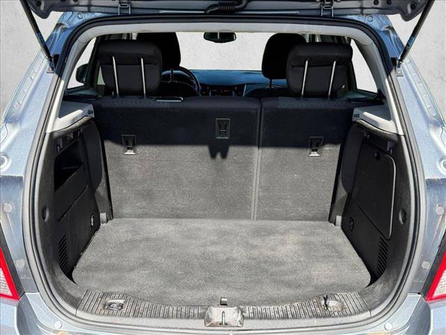 Used 2020 Chevrolet Trax LS w/ Tint and Cruise Package FWD image 5