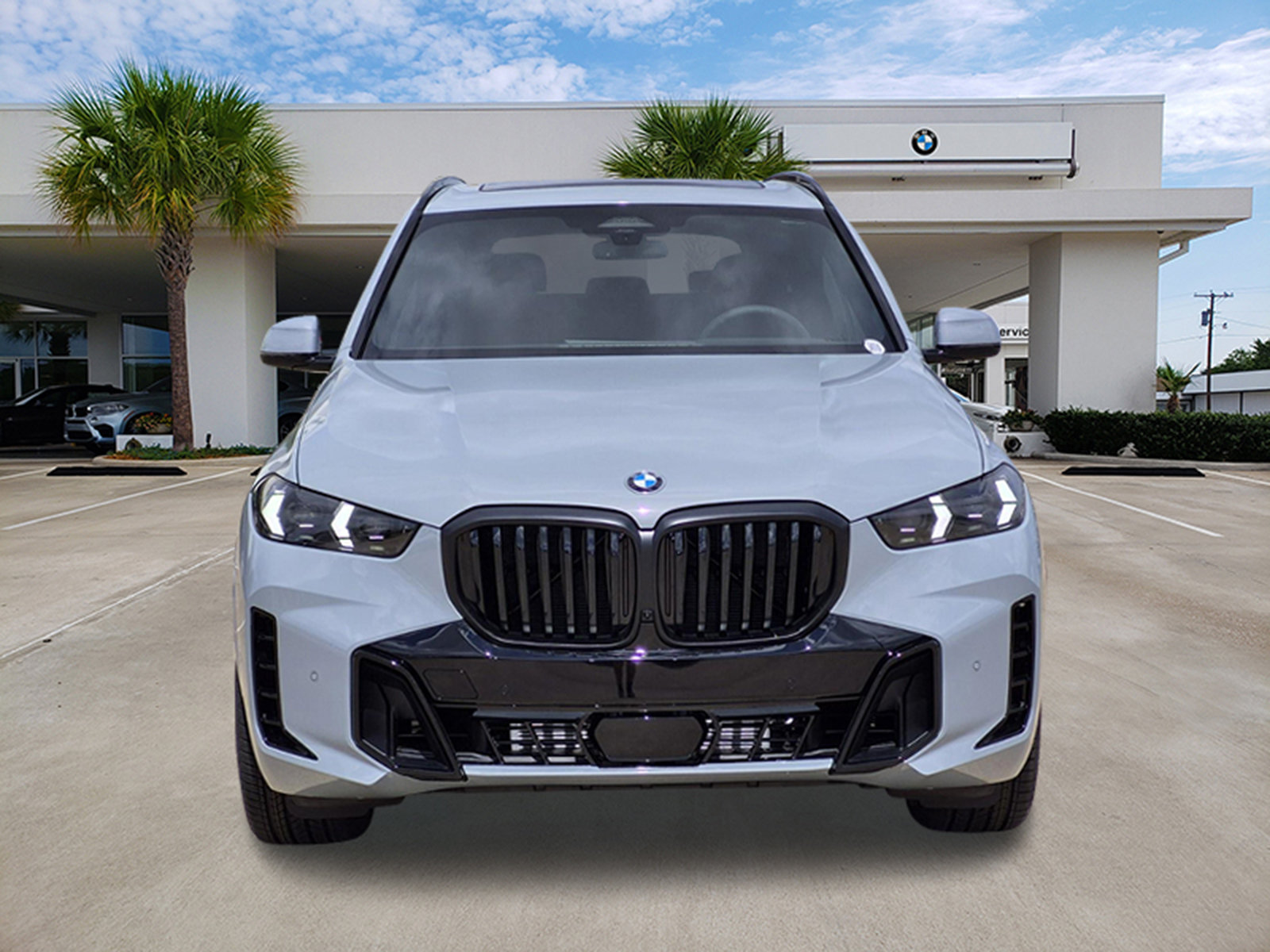New 2026 BMW X5 xDrive40i w/ M Sport Package AWD/4WD image 2