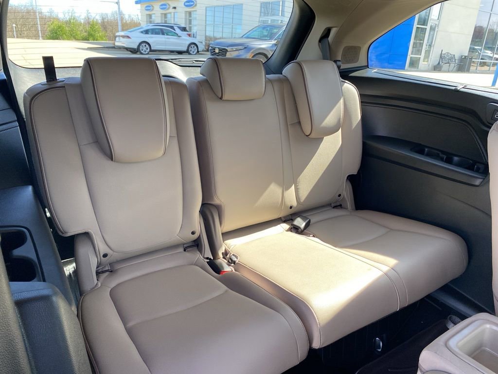 Used 2024 Honda Odyssey Elite image 15