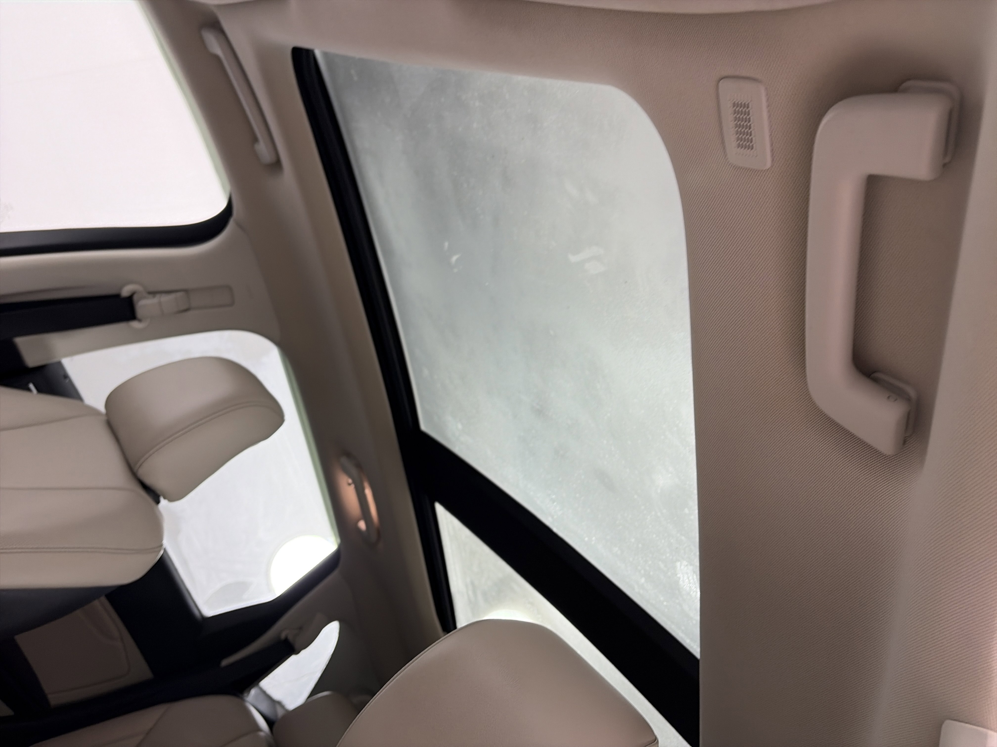 Used 2020 Ford Edge Titanium w/ Equipment Group 301A image 19