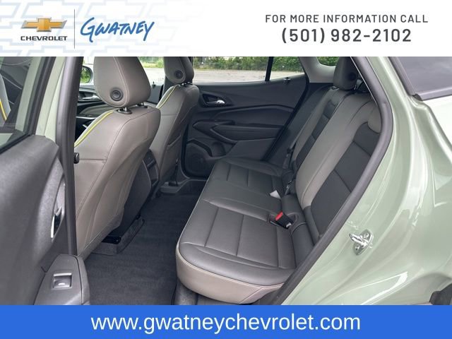Used 2024 Chevrolet Trax ACTIV w/ Sunroof Package FWD image 23