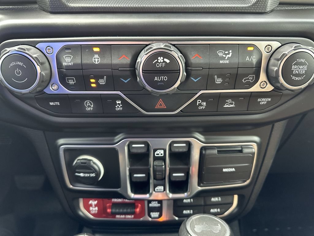 Used 2021 Jeep Wrangler Unlimited Rubicon AWD/4WD image 28