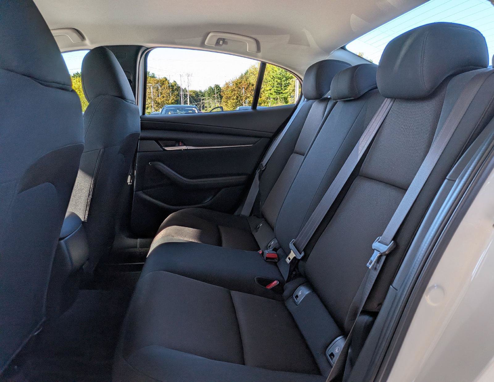 Certified 2025 MAZDA MAZDA3 s w/ Black Accent Package FWD image 21
