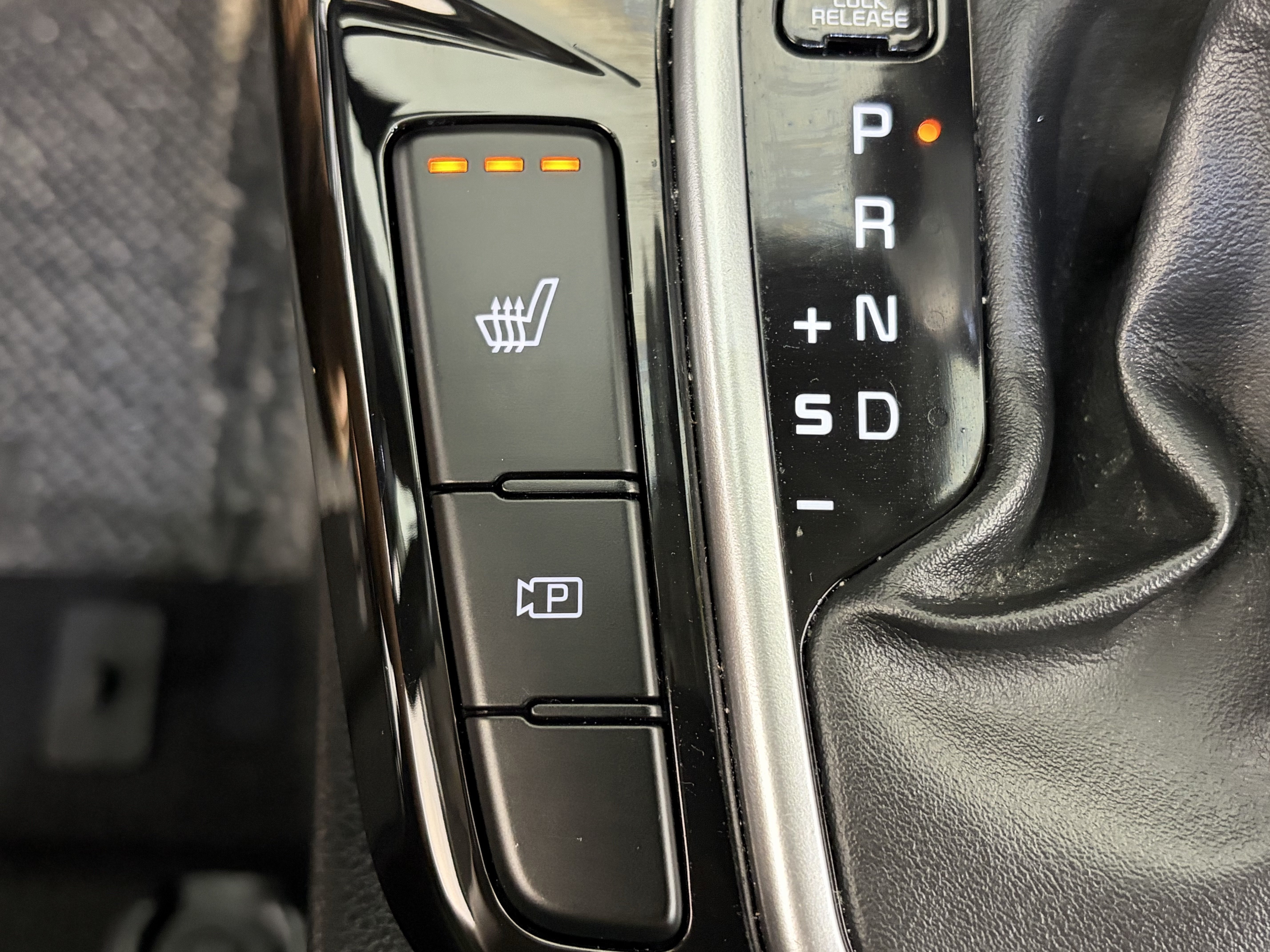 Certified 2024 Kia Seltos SX AWD/4WD image 25