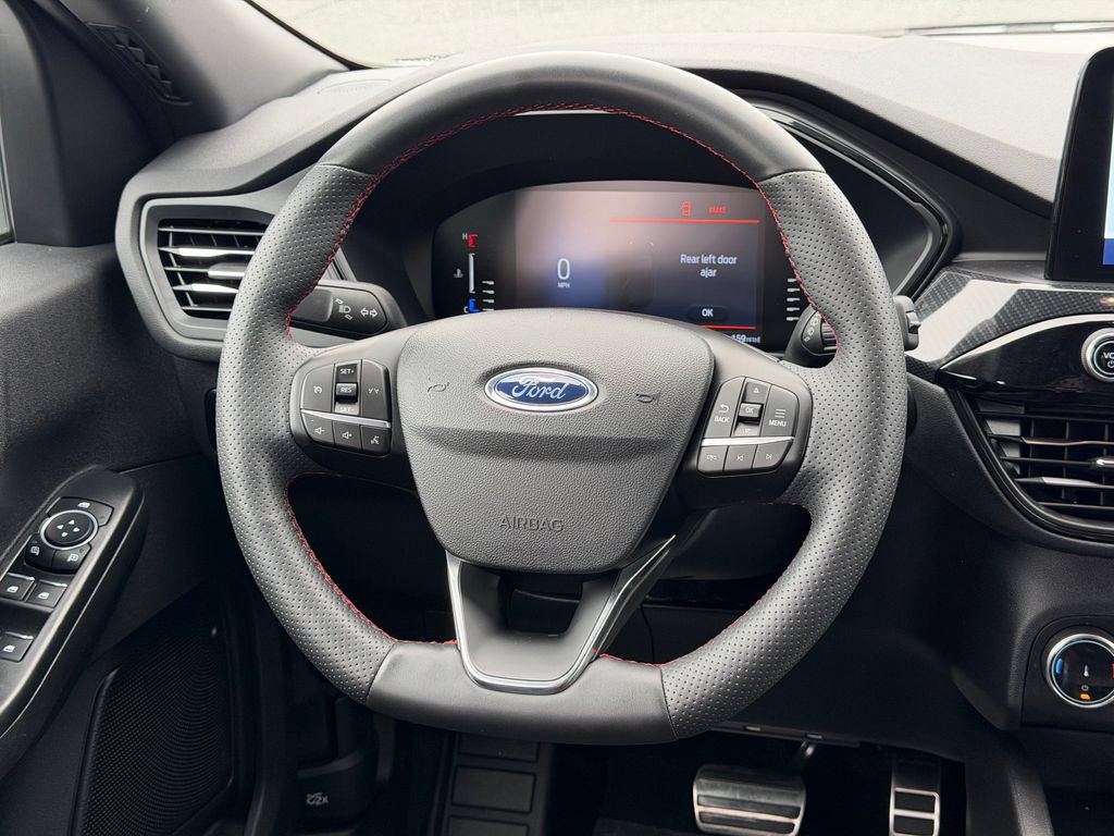 Used 2023 Ford Escape ST-Line Select AWD/4WD image 21