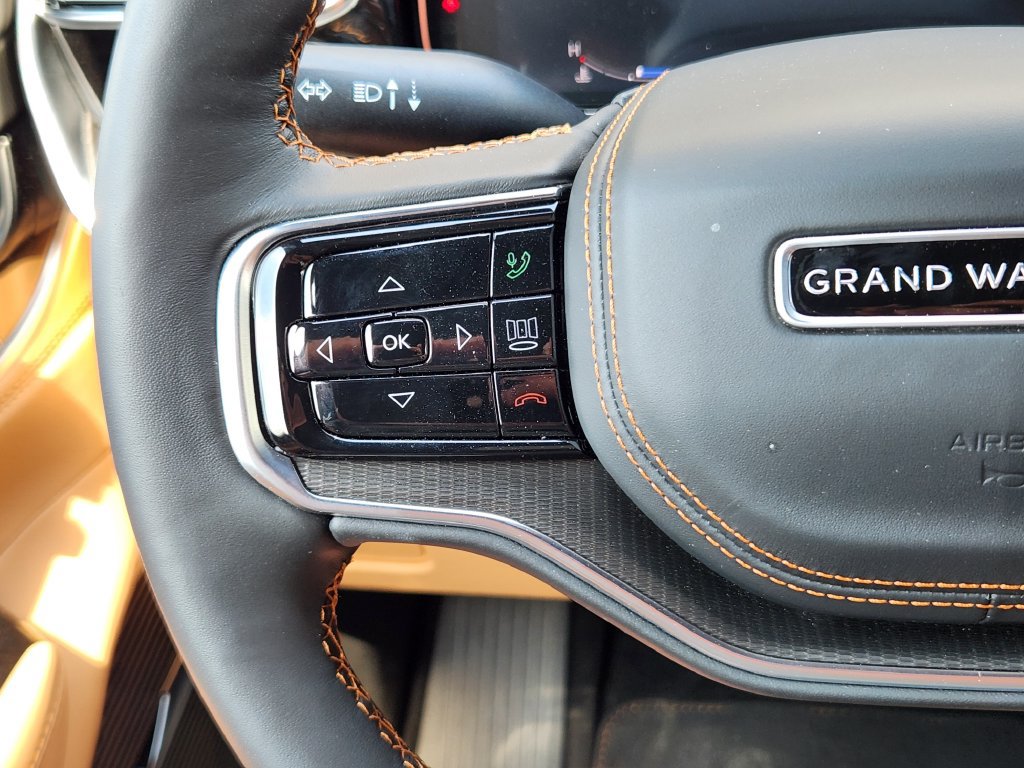 New 2026 Jeep Grand Wagoneer L Summit AWD/4WD image 17