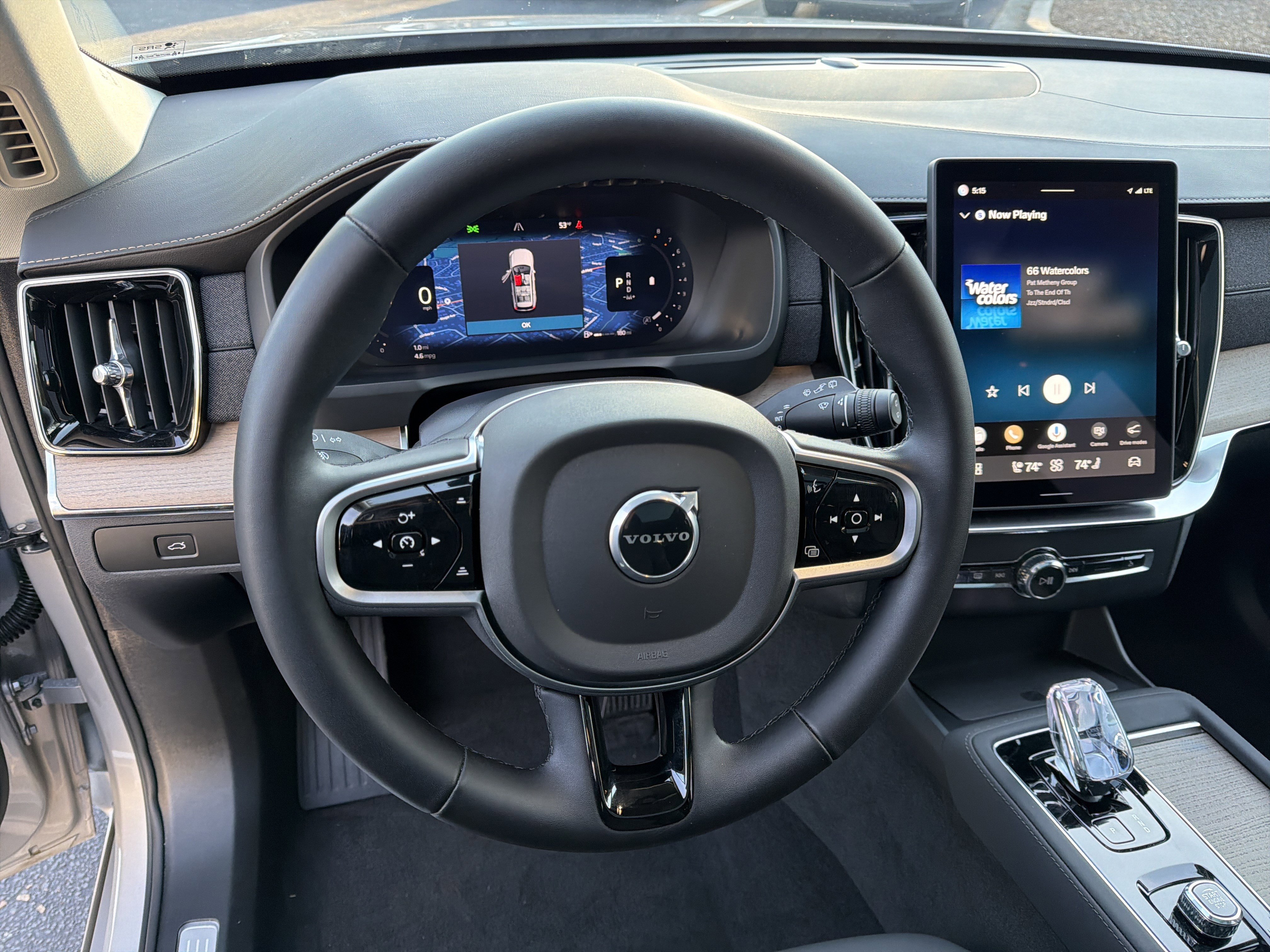 Certified 2025 Volvo XC90 B6 Plus image 18