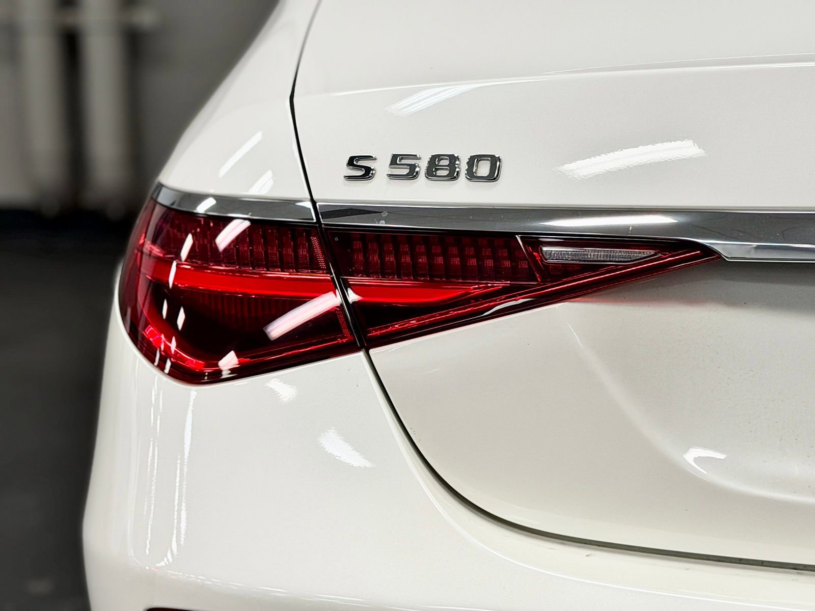 Certified 2023 Mercedes-Benz S 580 4MATIC Sedan image 9