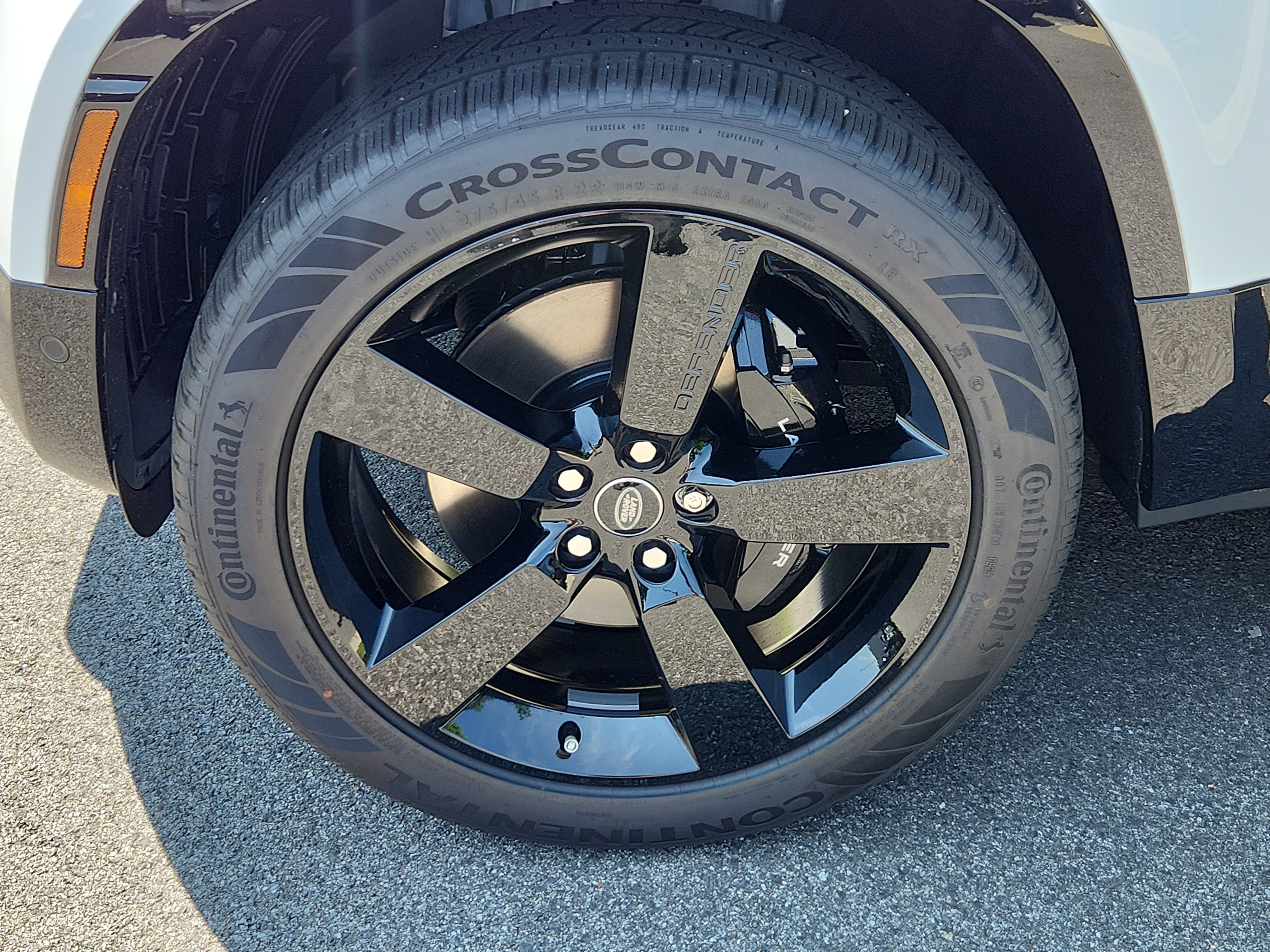 Used 2025 Land Rover Defender 130 V8 image 9