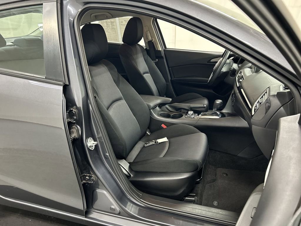 Used 2016 MAZDA MAZDA3 i Sport image 22