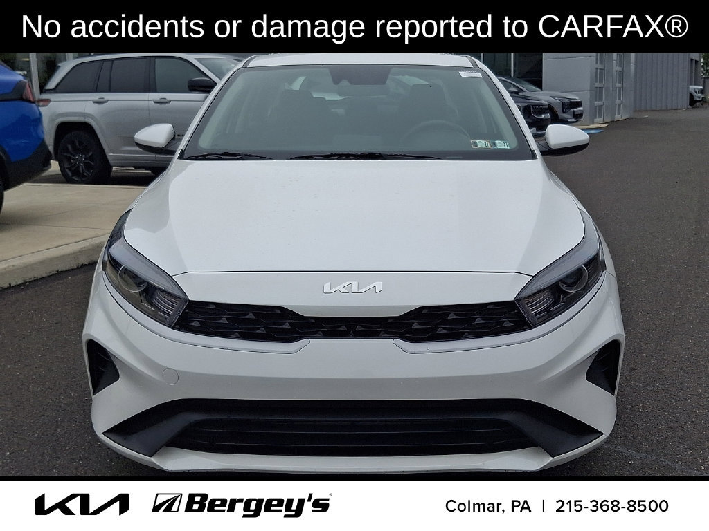 Certified 2023 Kia Forte LXS FWD image 2