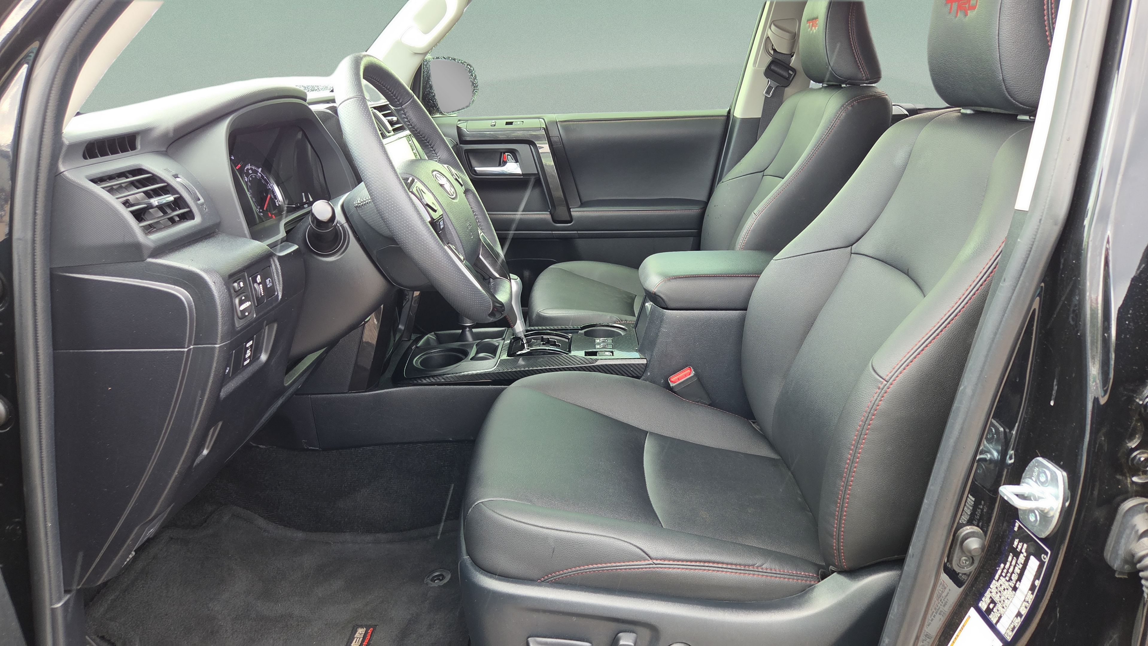 Certified 2021 Toyota 4Runner TRD Off-Road Premium w/ Moonroof Package AWD/4WD image 10