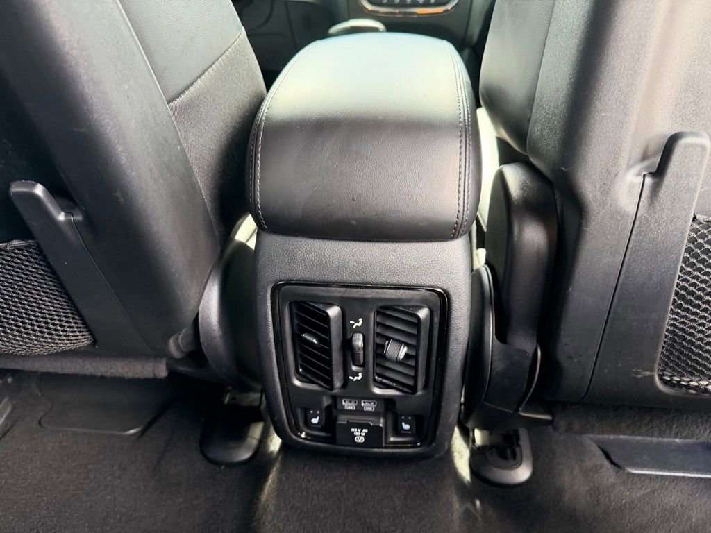 Used 2020 Dodge Durango GT image 33