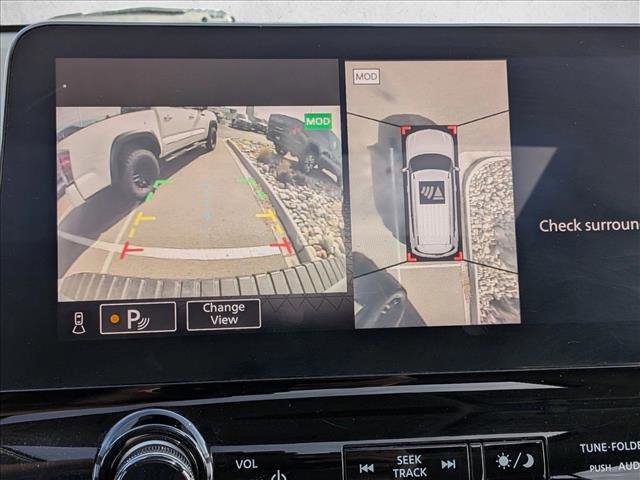 Used 2021 Nissan Armada SL w/ Captain's Chairs Package image 13