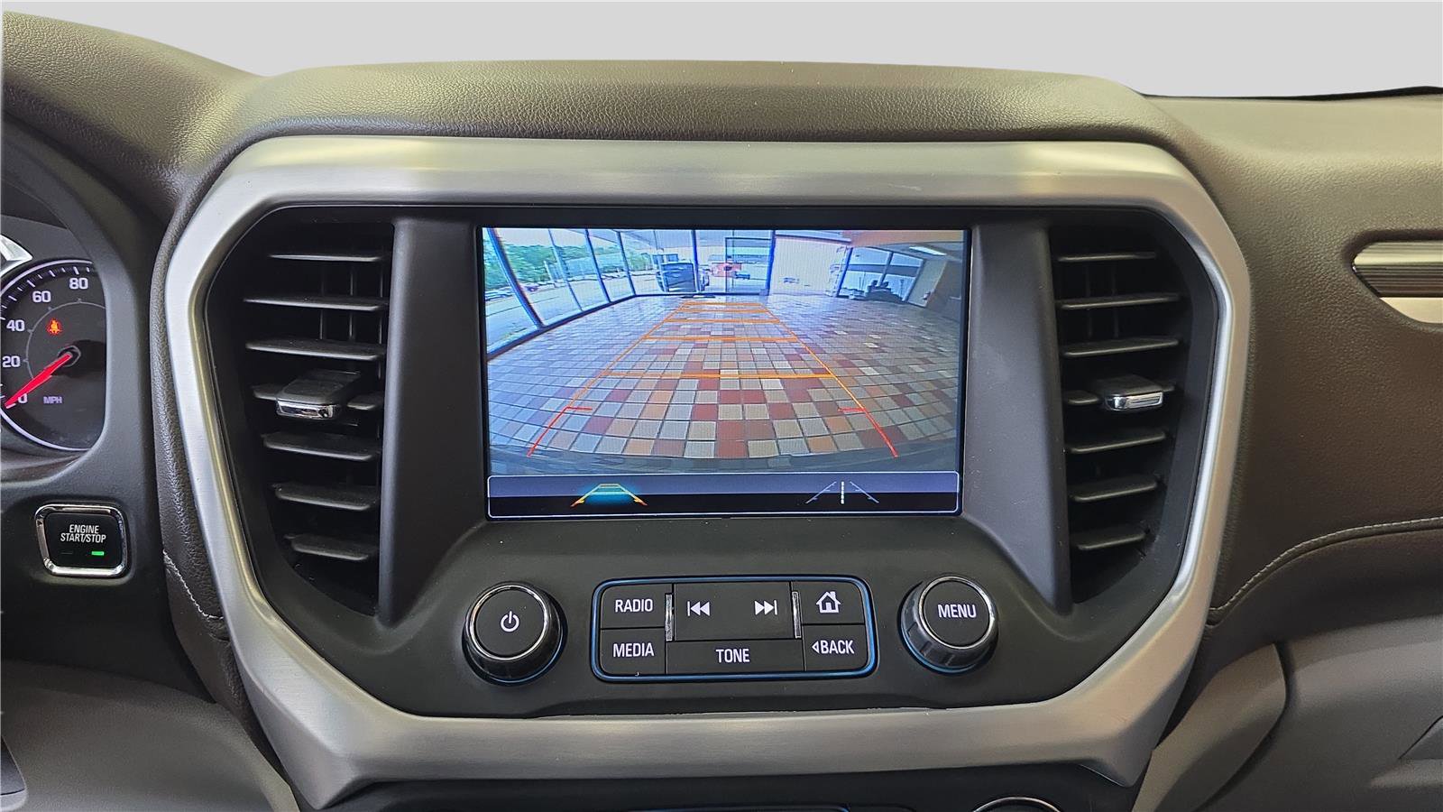Used 2017 GMC Acadia SLT FWD image 23