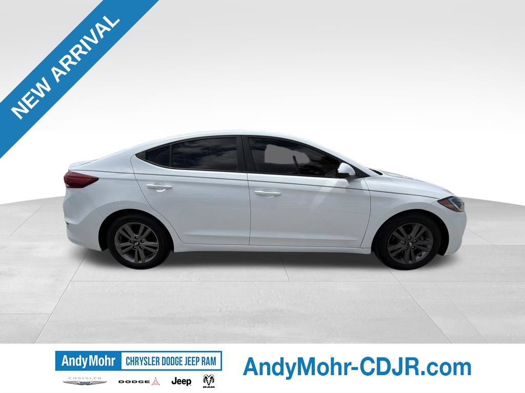 Used 2017 Hyundai Elantra SE FWD image 8