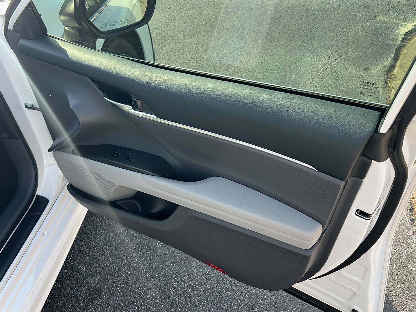 Certified 2024 Toyota Camry SE w/ Convenience Package image 14