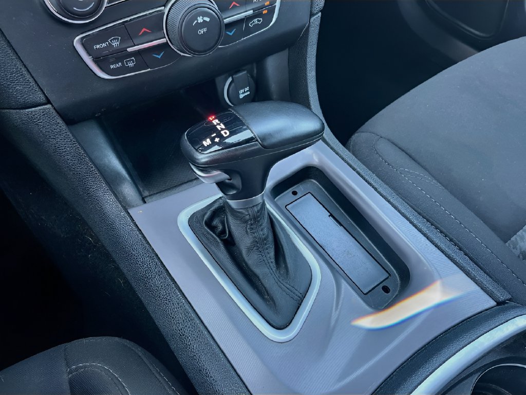 Used 2023 Dodge Charger SXT RWD image 16